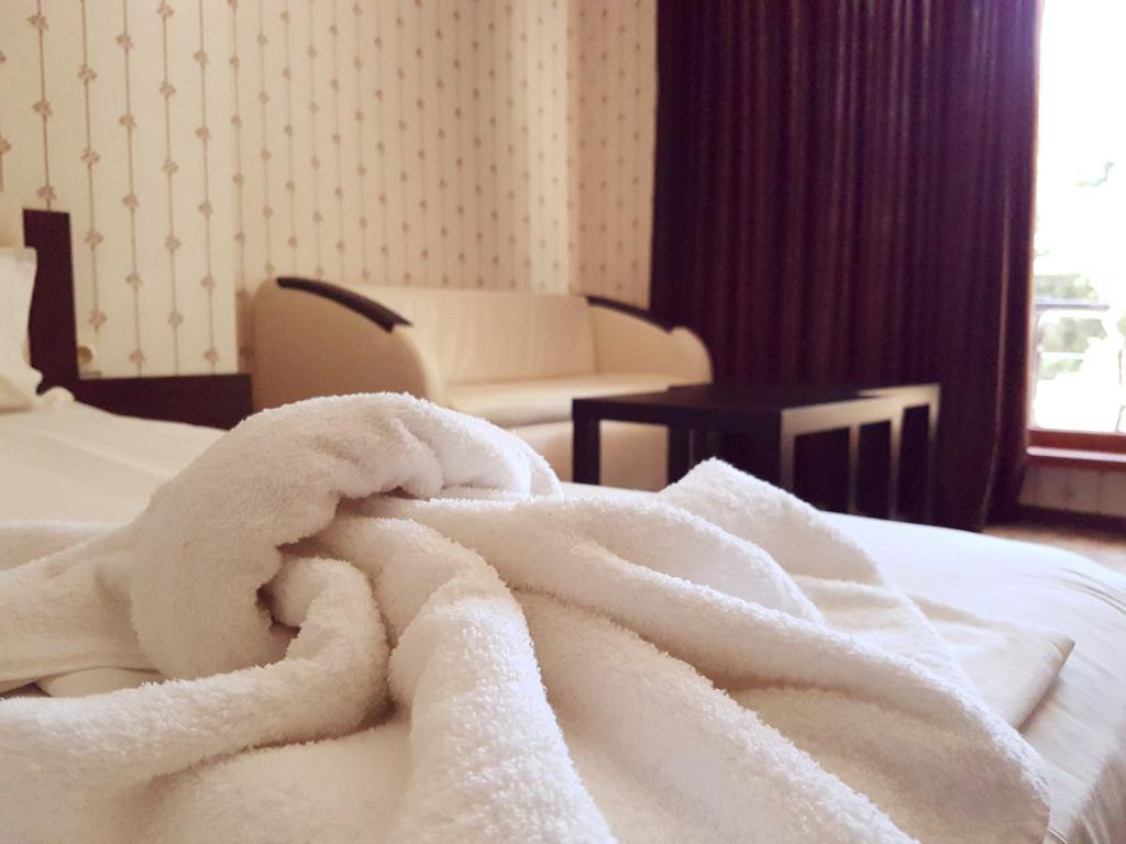 Guest House Saint Apostol Nesebar Esterno foto