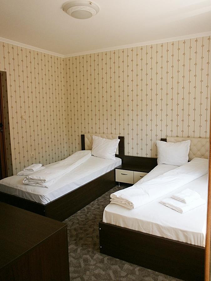 Guest House Saint Apostol Nesebar Esterno foto