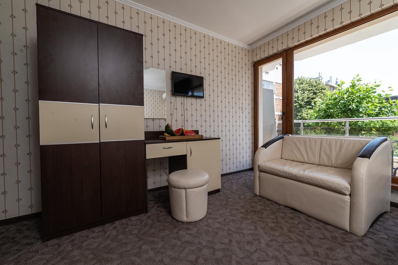 Guest House Saint Apostol Nesebar Esterno foto