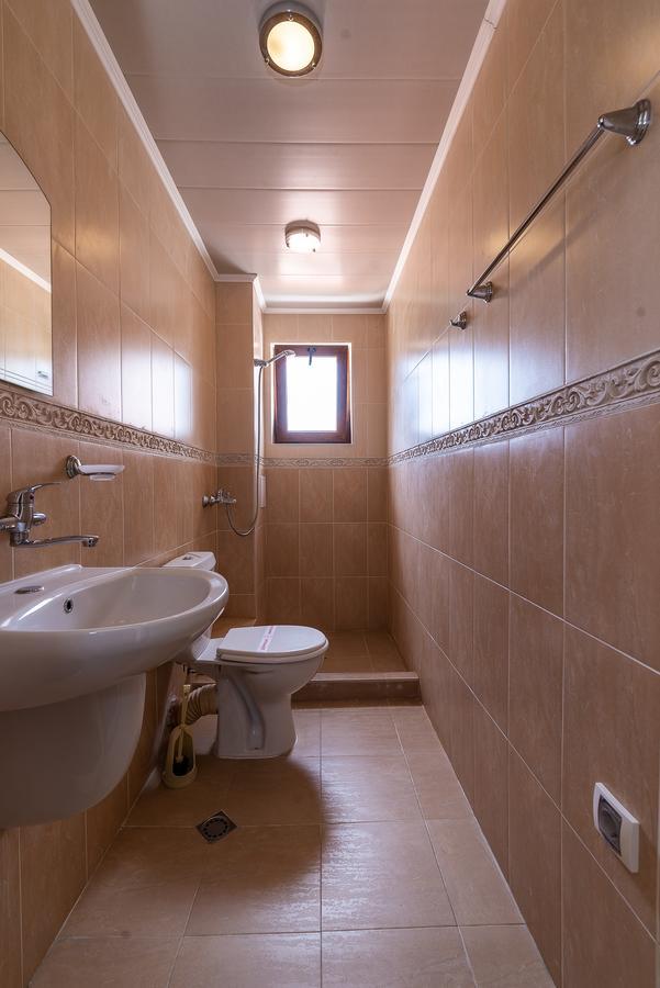 Guest House Saint Apostol Nesebar Esterno foto